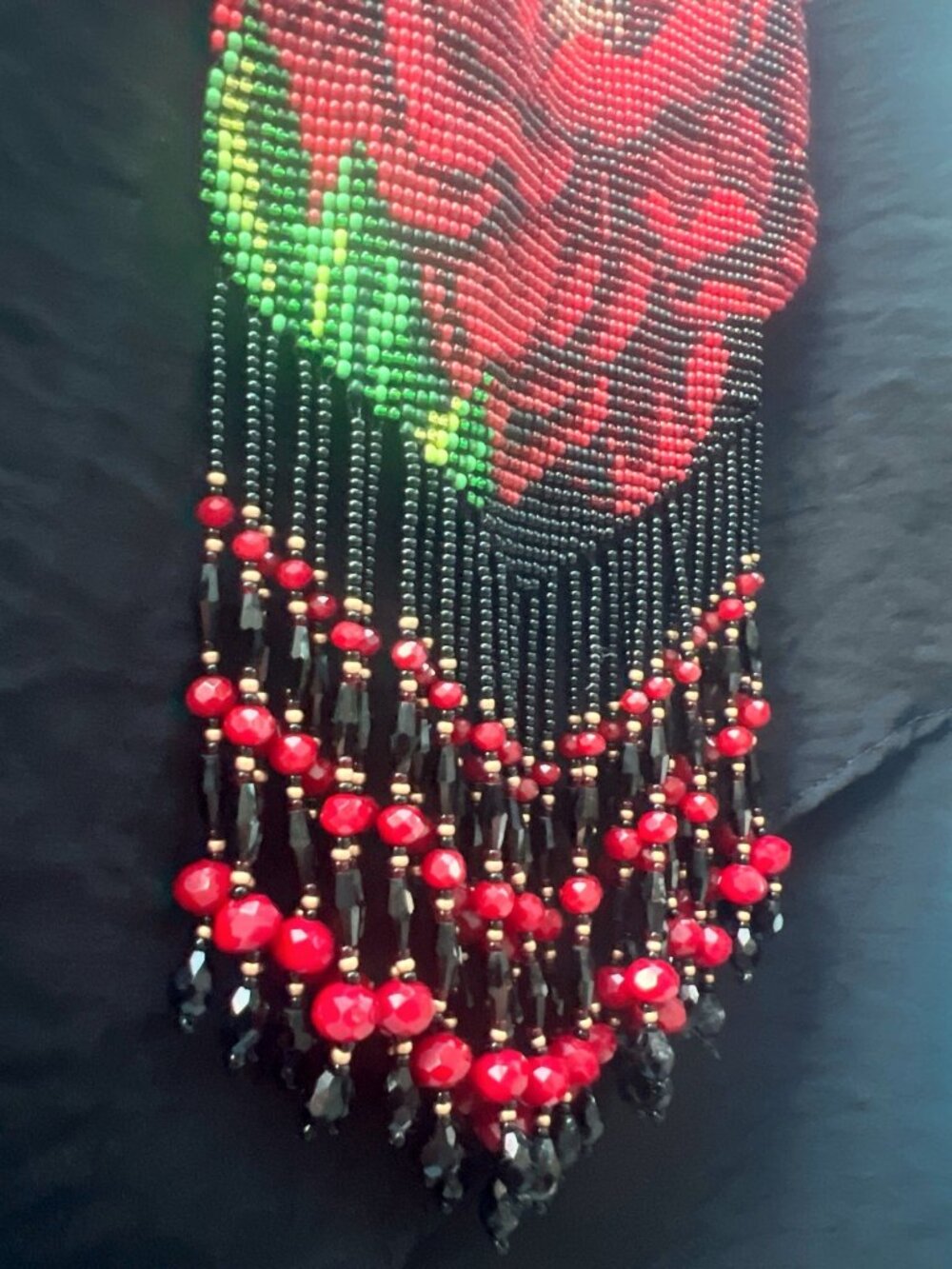 Handcrafted Beaded Necklace With Red Rose Design Black & Red Beads Elegant Flora - Picture 4 of 8